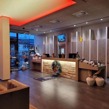 Hotel Stayen Sint-Truiden Exterior foto
